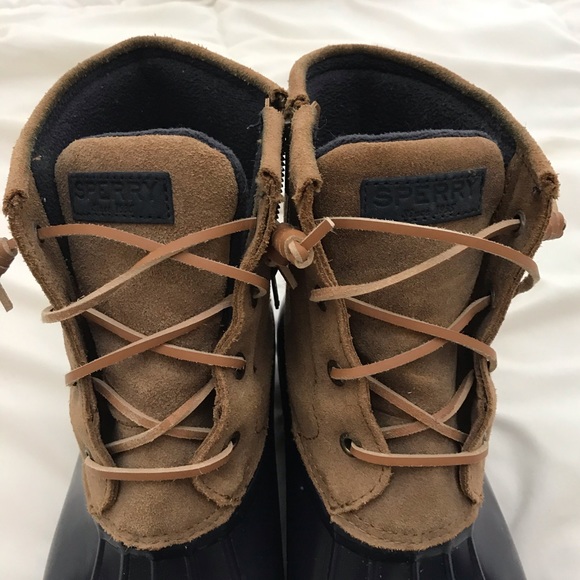 Women’s Sperry Saltwater Canvas Duck Boots - Picture 4 of 16